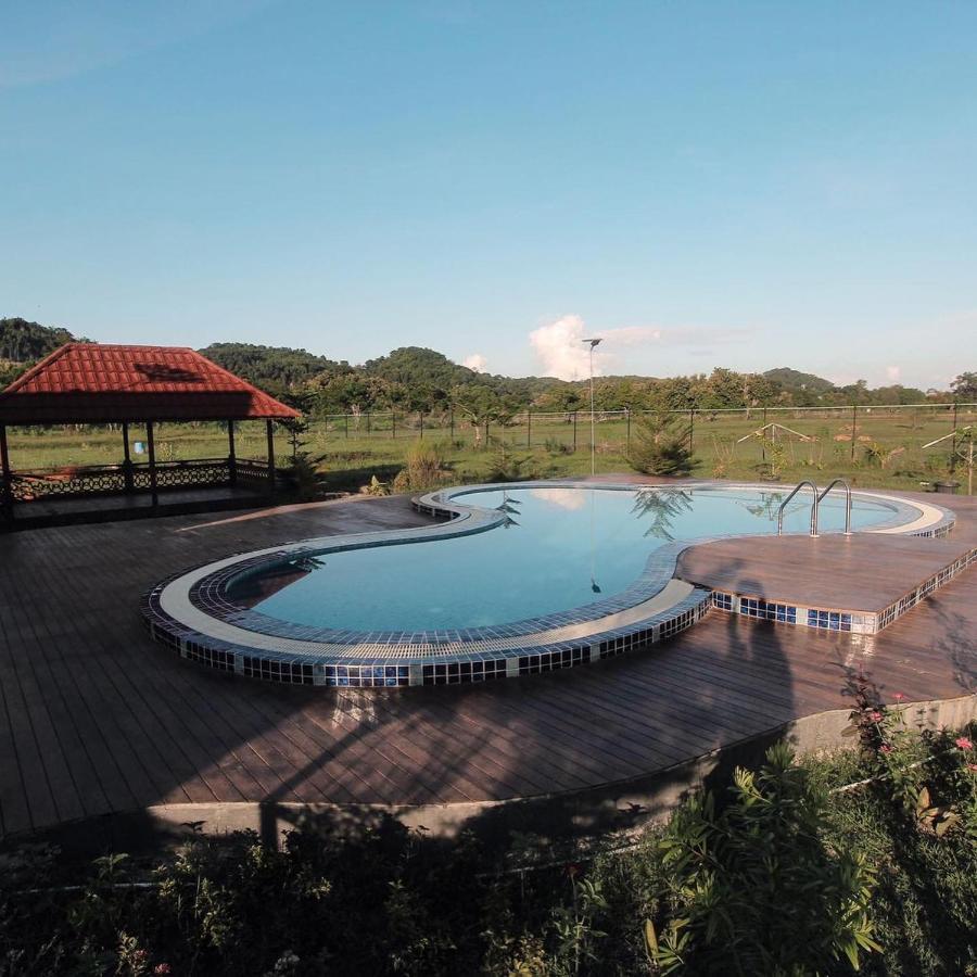 Raffles Inn Labuan Bajo Εξωτερικό φωτογραφία